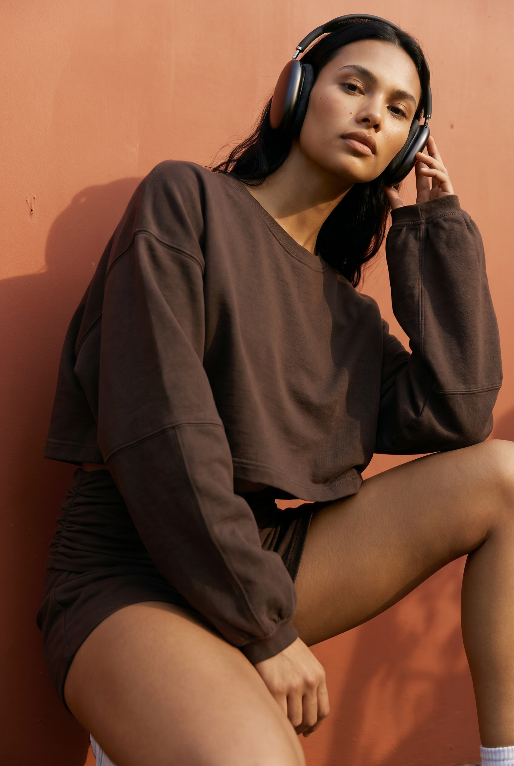 Fave LS Cropped Blouse Dark Brown